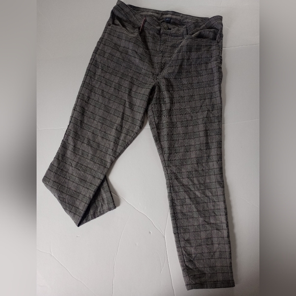 Like New! - Size 14 Tommy Hilfiger Houndstooth Cropped Dress Pants - Picture 1 of 8